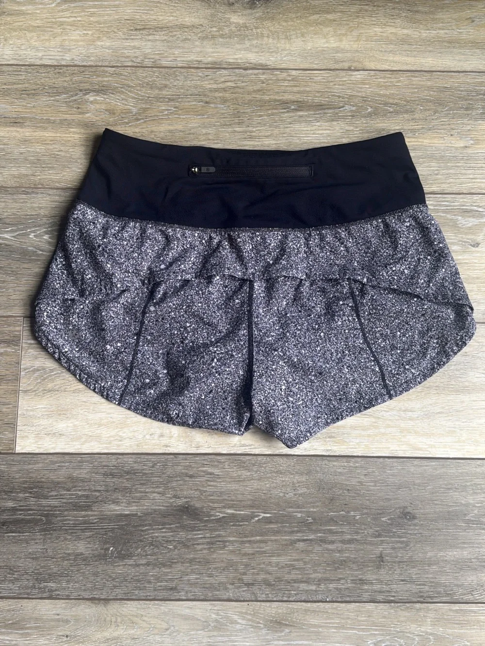 Lululemon Athletica High-rise Speed up Speckle Shorts - Picture 2 of 2